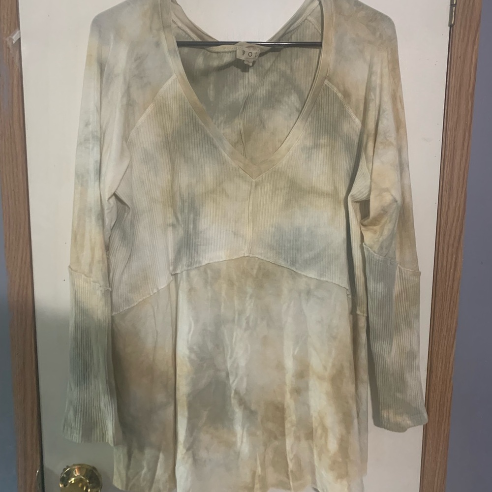 V-Neck Tie-Dye Long Sleeve Women's Top in Beige and Gray